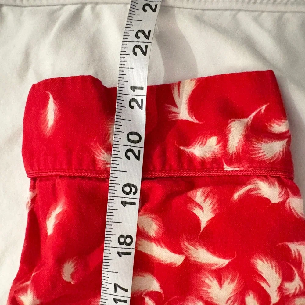 Victoria's Secret Red White Feather Print Pajama Set M Sleepwear Loungewear